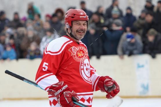 Легенды Хоккея в подмосковных Озерах