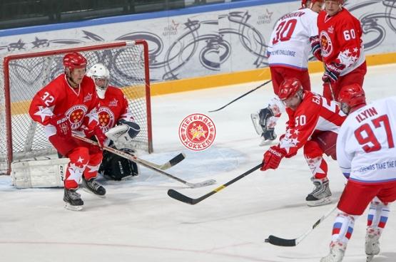 Открытая тренировка российской сборной Легенд мирового хоккея