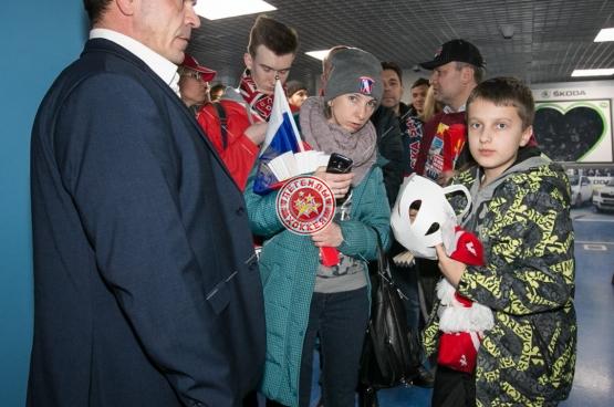 Автограф-сессия С.Н. Гимаева на Кубке Первого канала